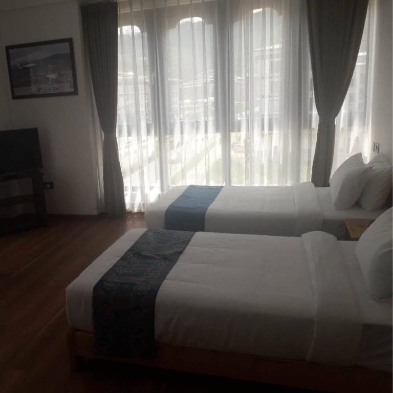 Comfortable Hotel Room